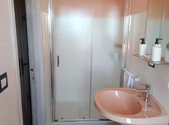 Alabe Marina Di Tresnuraghes Otel 2*