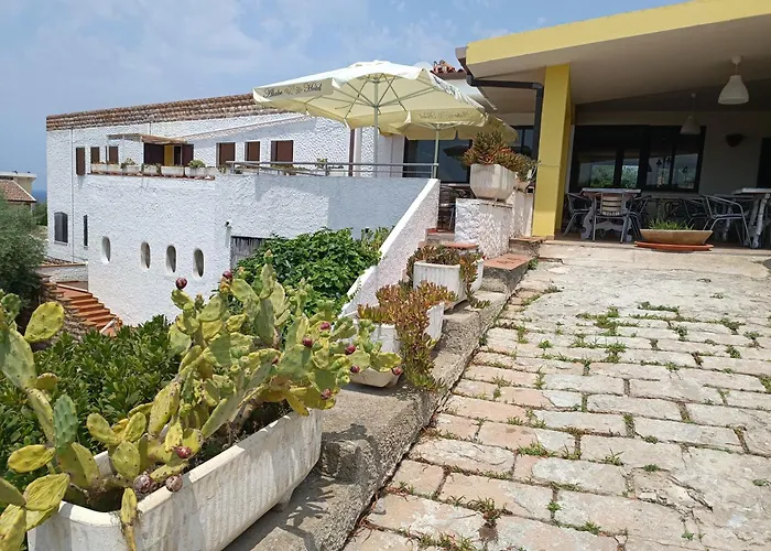 Alabe Marina Di Tresnuraghes 2*