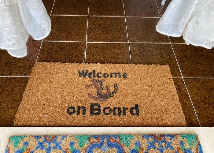 Alabe Marina Di Tresnuraghes 2*